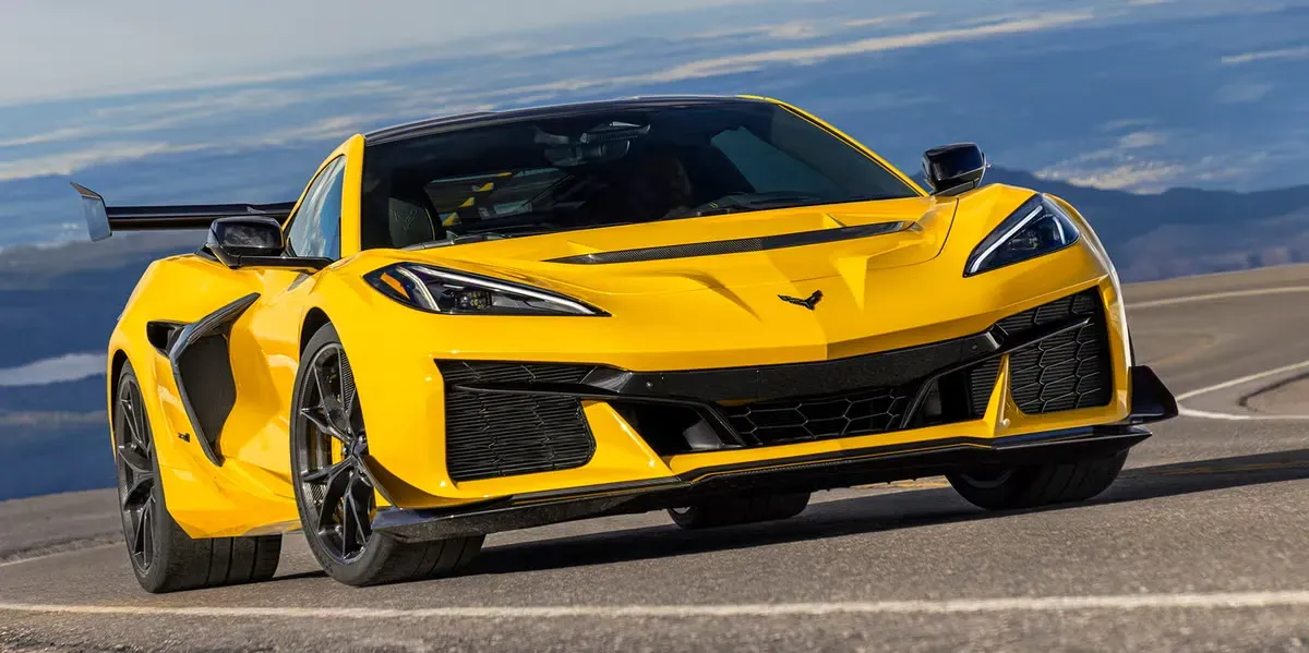 ¡1,064 Caballos de Fuerza! 😱  El Nuevo Corvette ZR1 y Más Noticias del Mundo Automotriz