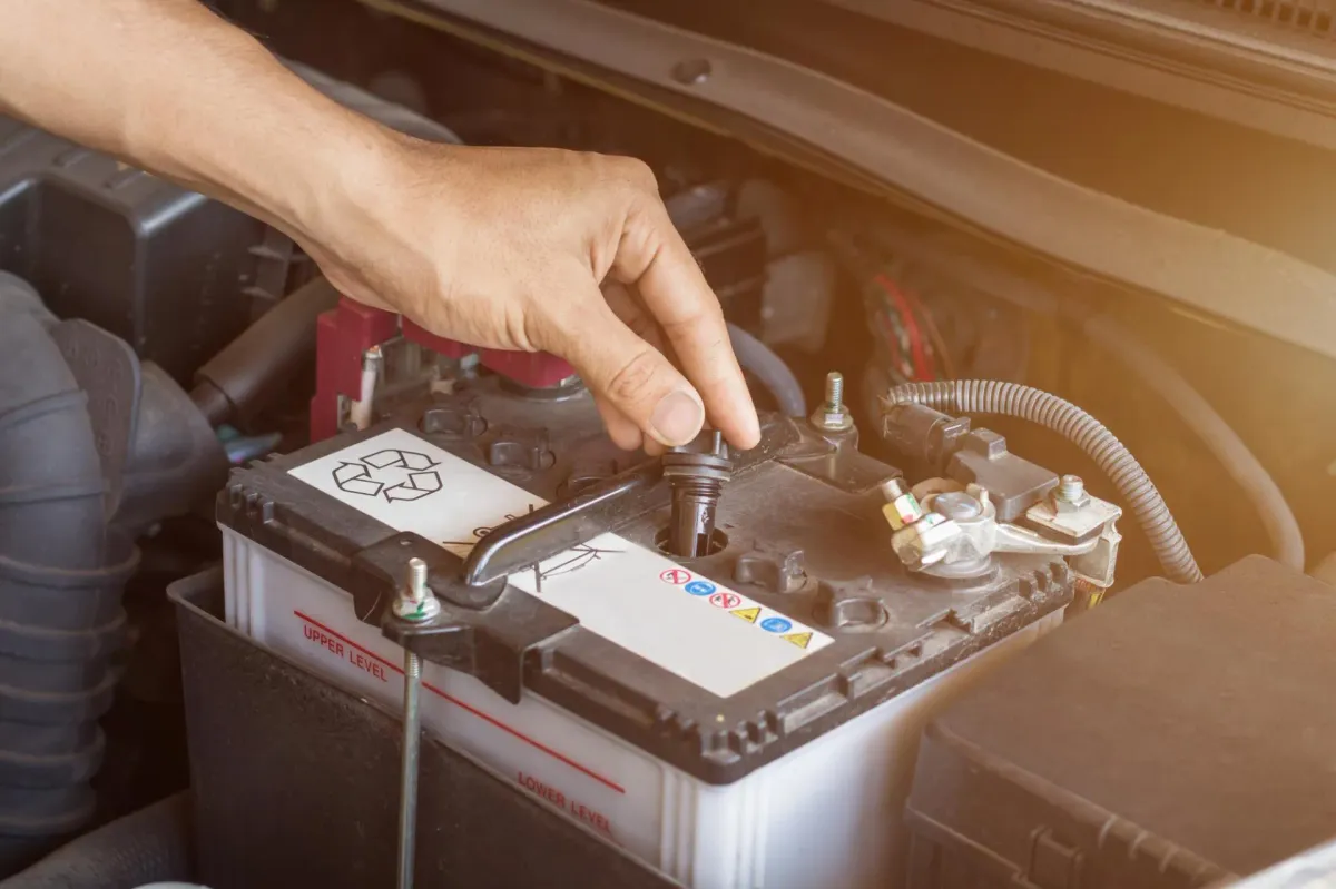 ¿Puede un alternador cargar una batería completamente agotada? Experimento revelador ⚡️🚗