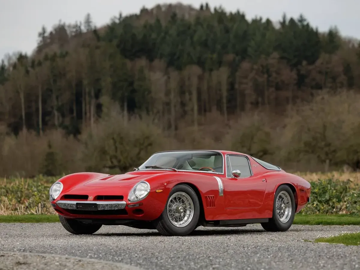 Bizzarrini 5300 GT Strada: Una Obra Maestra Italiana