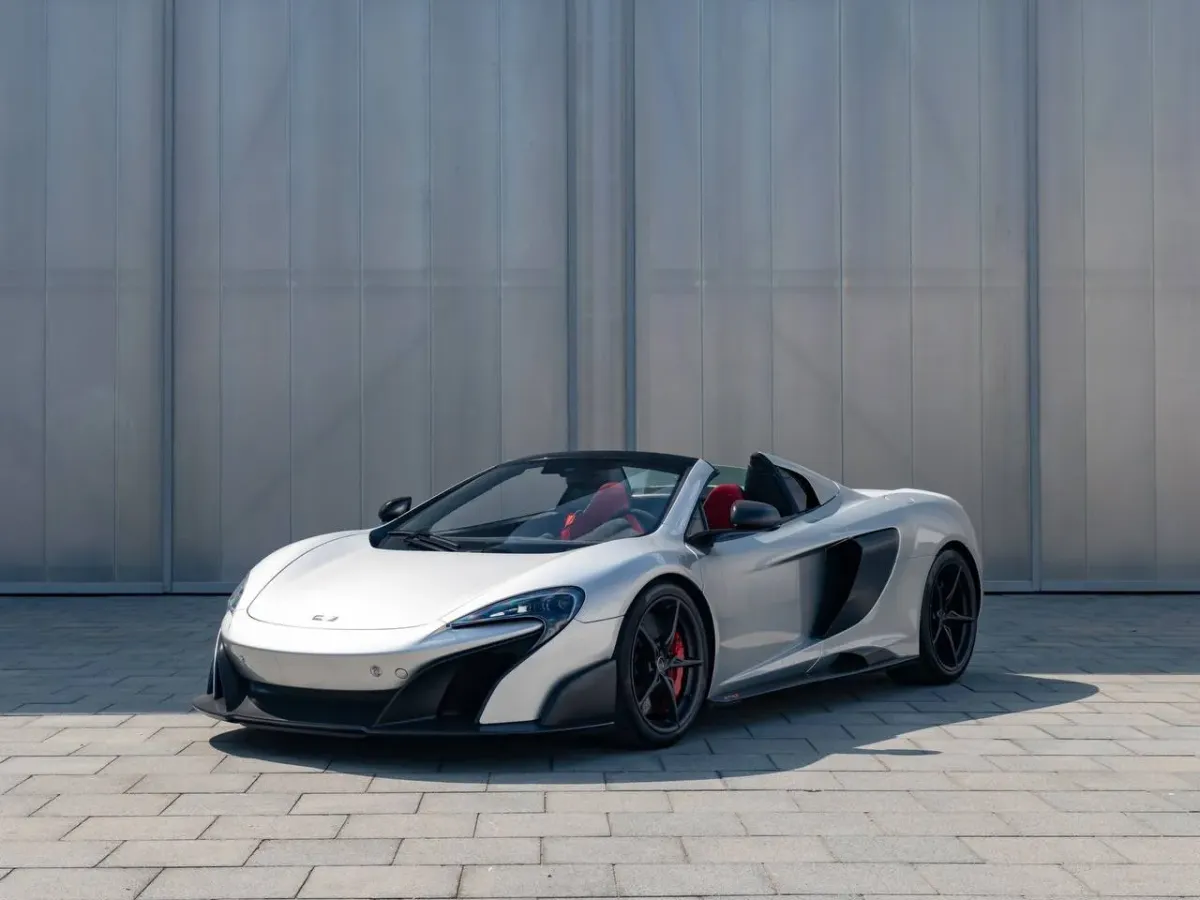 McLaren 675LT Spider 2016: La Evolución del Mito Longtail 💨