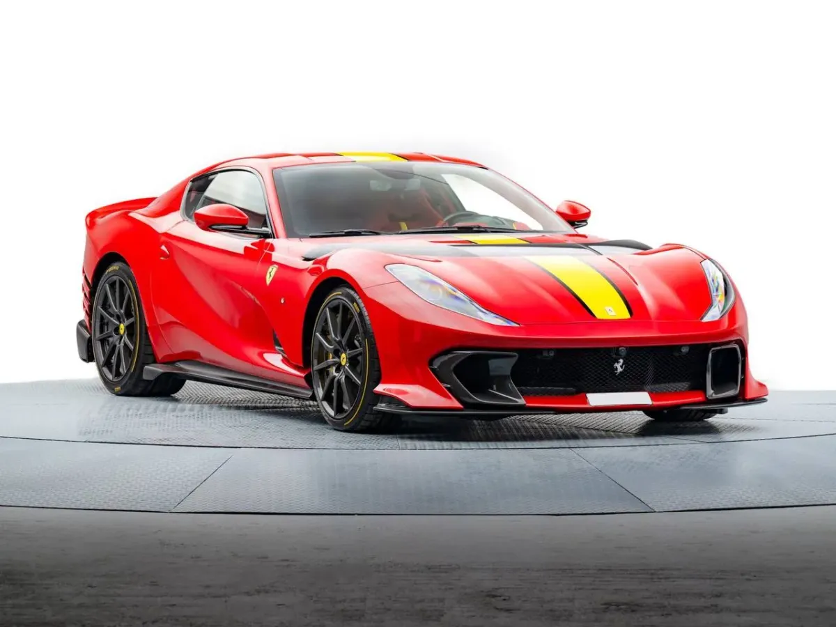 Ferrari 812 Competizione 2022: La Evolución del Superdeportivo