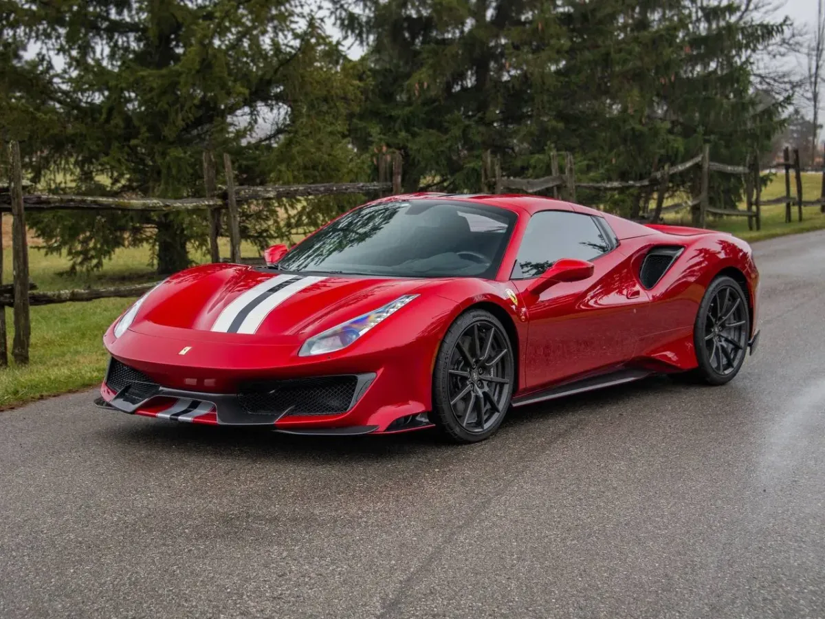 Ferrari 488 Pista Spider 2020: Un Ejemplo Excepcional de Ingeniería Deportiva