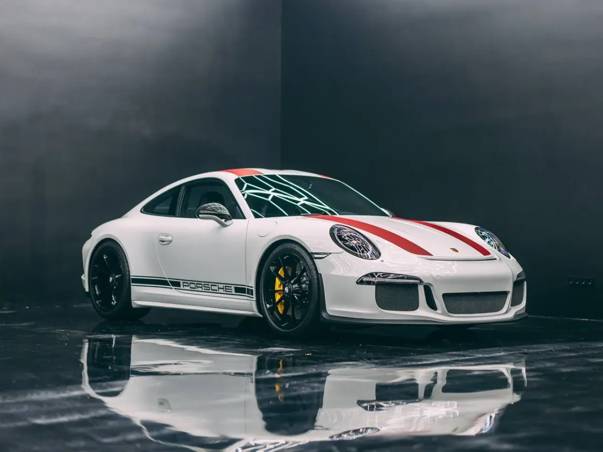 Porsche 911 R 2016: La Esencia Pura de un Leyenda