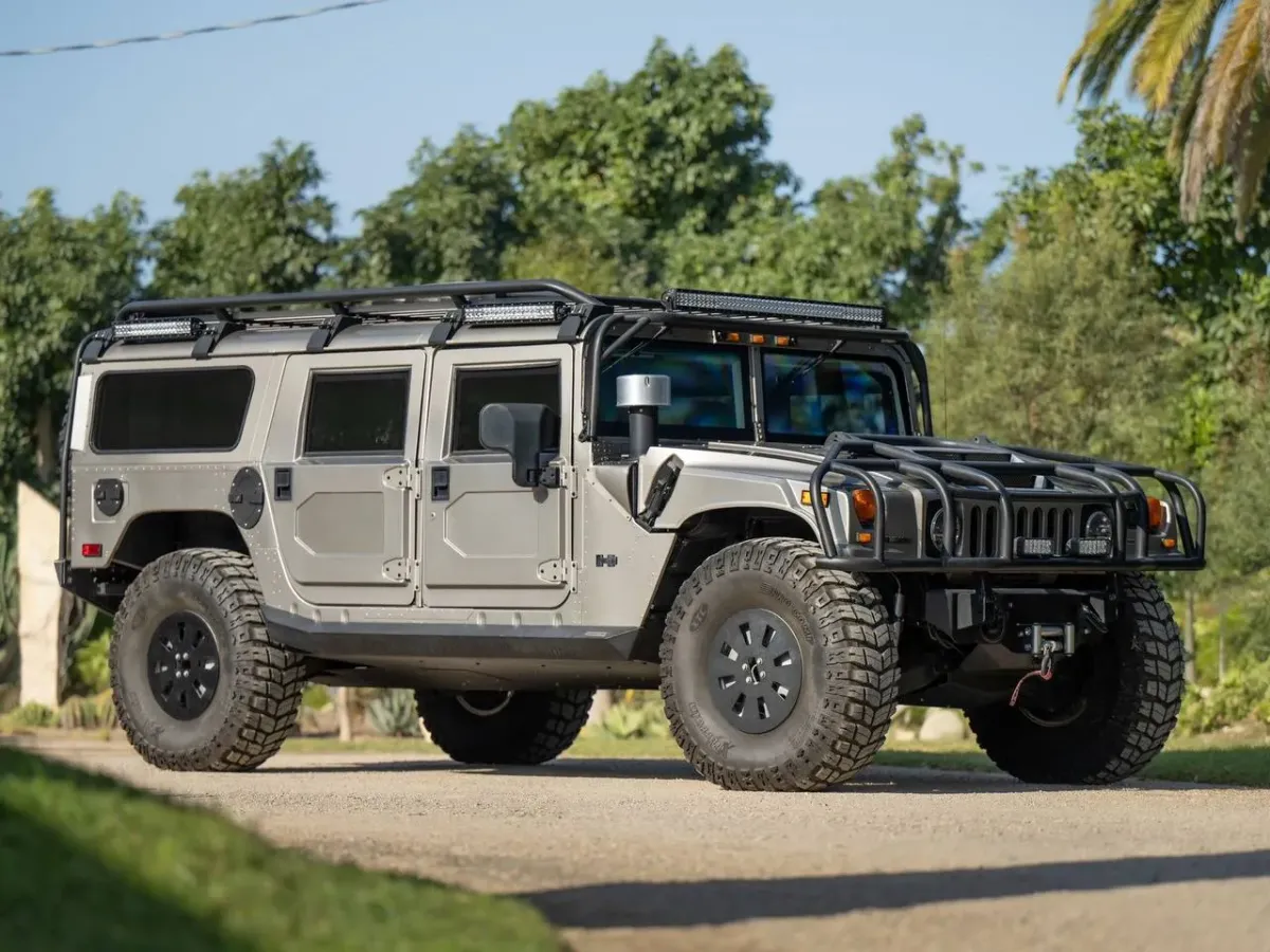 Hummer H1 Alpha "Armored" Wagon 2006: Fortaleza Sobre Ruedas