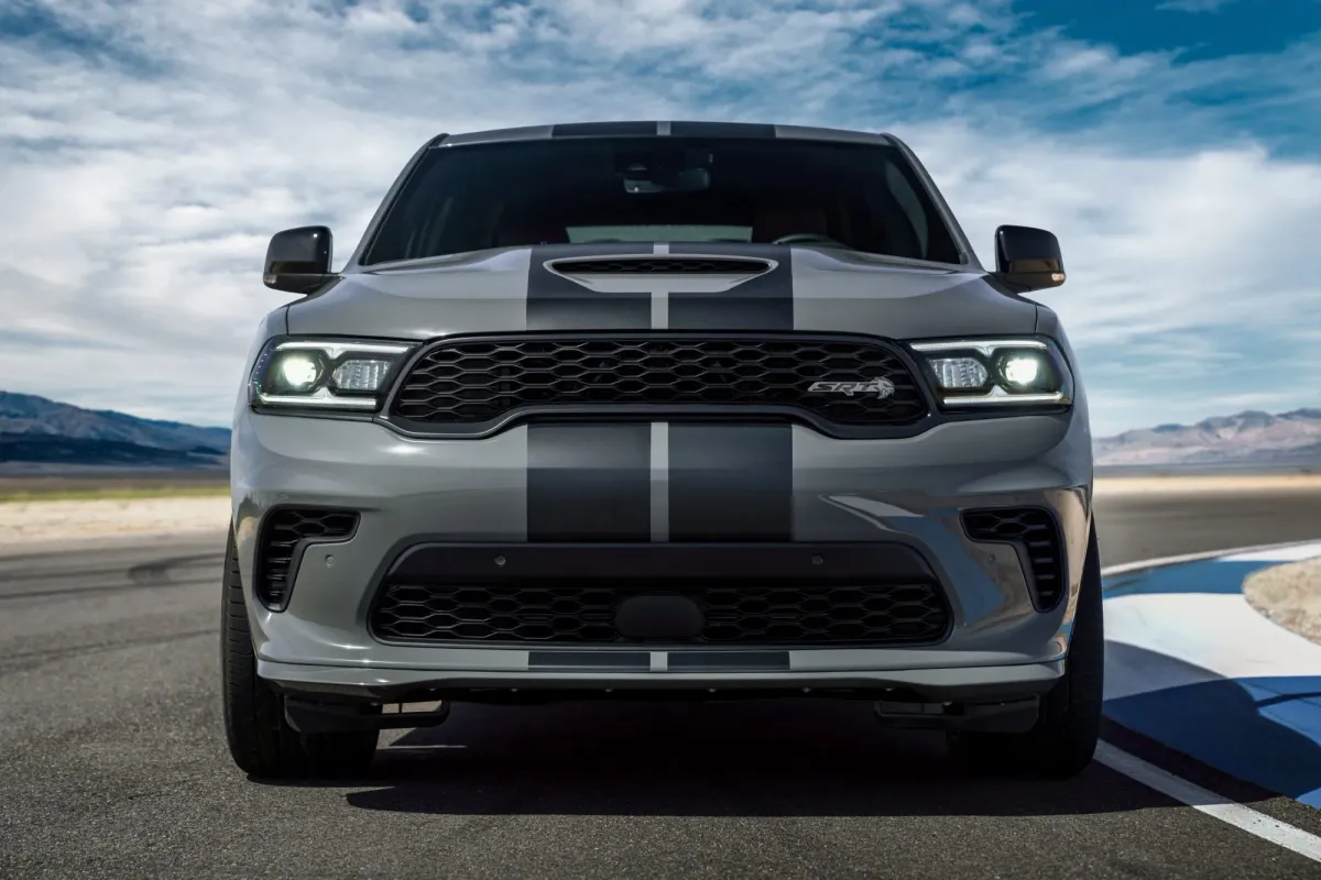 ¡Adiós al Rugido! El Dodge Durango SRT Hellcat 2023: ¿El último de su especie? 😈