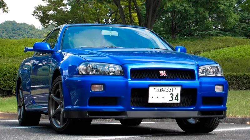 Nissan Skyline R34: ¡Los 7 Países Donde Comprar Este Ícono Japonés Es Más Barato!