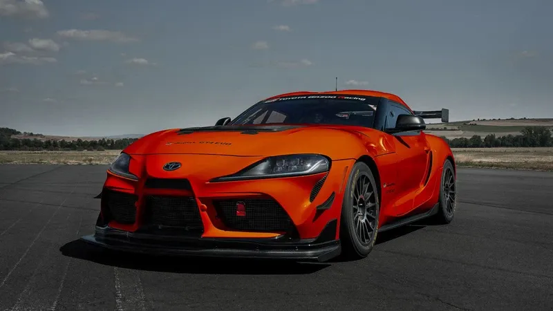 Toyota Supra 2023: Un análisis a fondo del regreso de un ícono 🚗