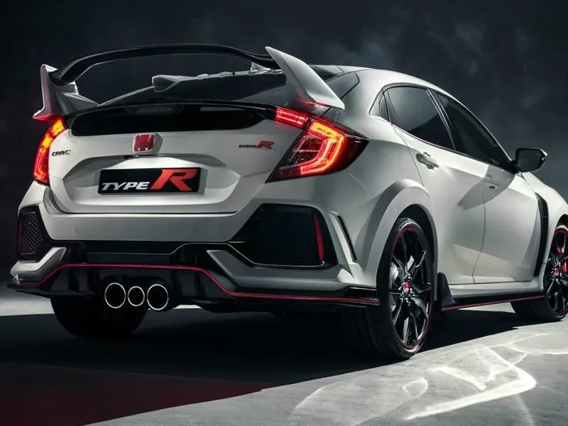 ¡El Honda Civic Type R: Un deportivo que desafía las convenciones!