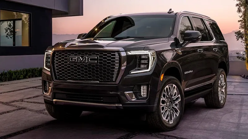 GMC Yukon Denali Ultimate 2023: ¿Lujo y Potencia para Profesionales Exigentes? 👑