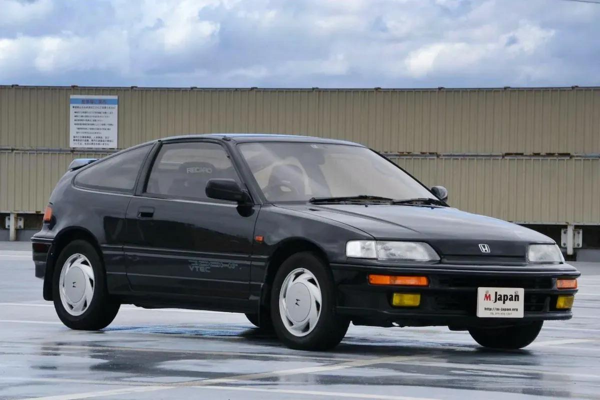 ¡El Honda CRX SiR: Un Clásico que Sigue Rugiendo!