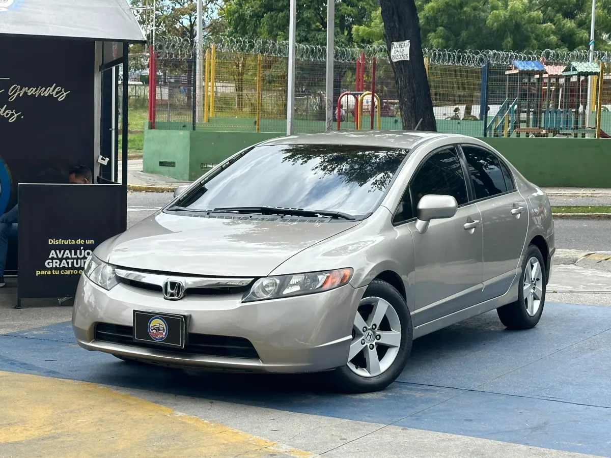 ¡Un Honda Civic 2009 LXS que Te Dejará Boquiabierto! ¿Es un Tesoro Escondido?