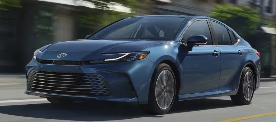 ¡La Toyota Camry 2025: Evolucionando hacia el futuro, pero ¿habrá perdido su esencia?