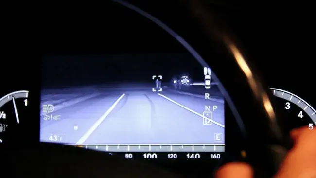 Sistema de Visión Nocturna para Auto: Análisis y Guía de Instalación 🚗🌃