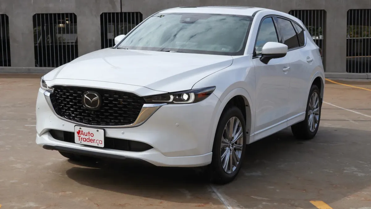 Mazda CX-5 Signature 2023: ¿El SUV que te hará vibrar? 🚗💨