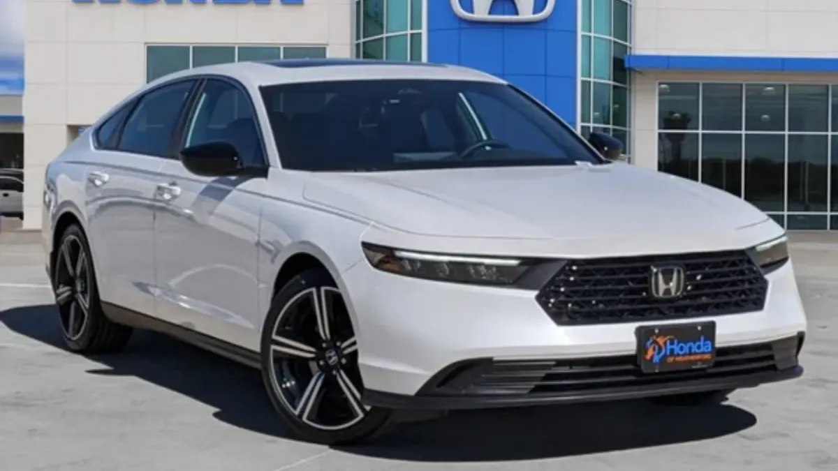 Honda Accord Híbrido 2024: ¿El Sedán que Renueva la Tradición? 🚗⚡️