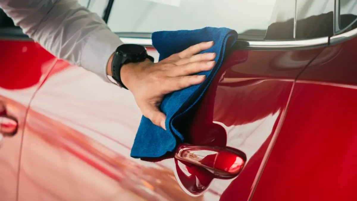 Cómo Proteger la Pintura de tu Auto de los Rayos UV y el Clima Adverso 🚗☀️