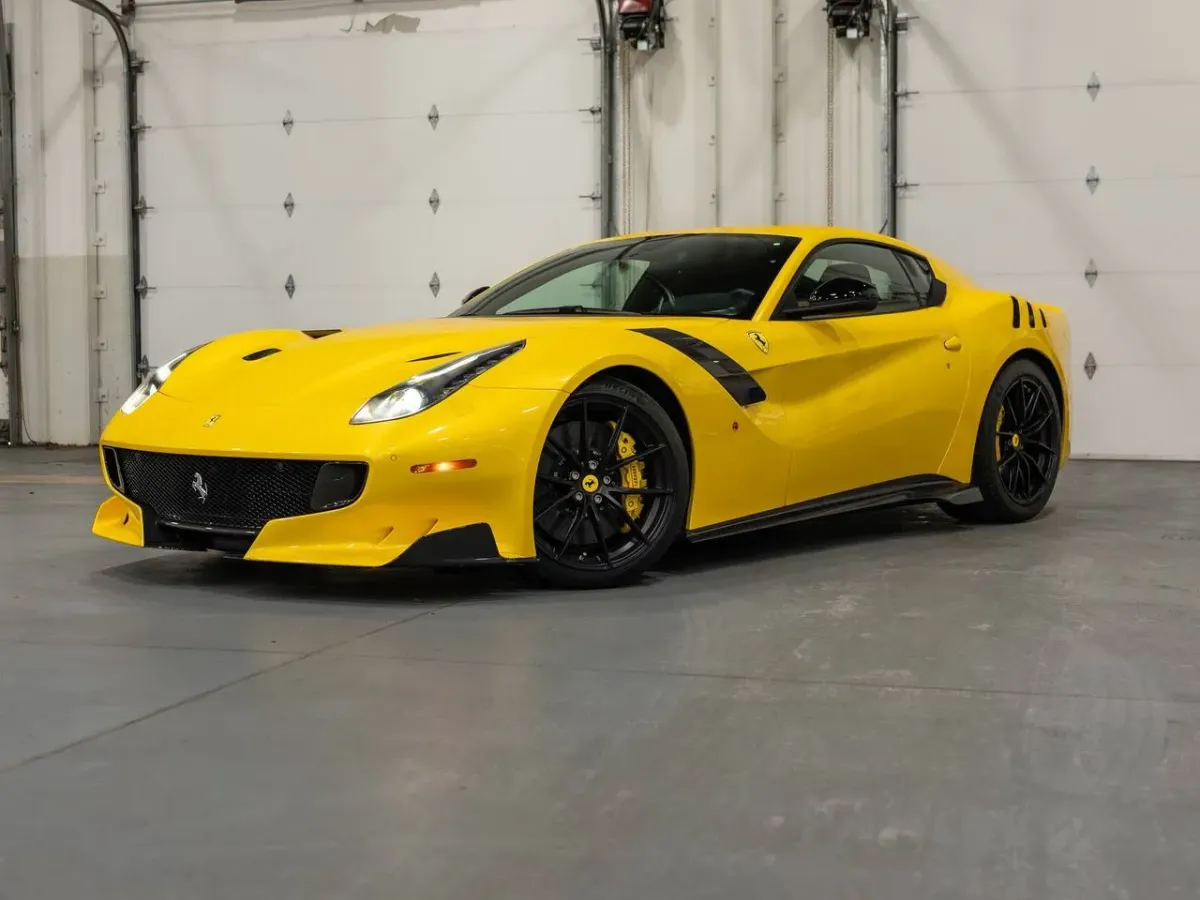 Ferrari F12tdf 2017