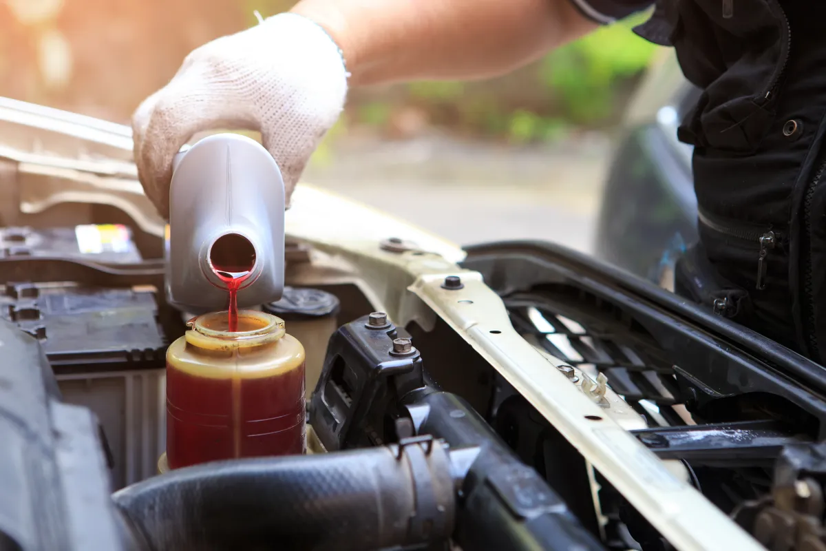 🚗 ¡Fluido de transmisión automático: La guía para mantener tu auto funcionando como un reloj! ⏱️