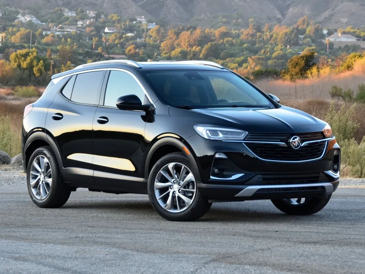 Buick Encore GX: ¿Un SUV Juvenil que Te Sorprenderá? 🚗💨