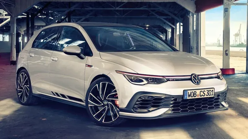 ¡El Volkswagen Golf GTI, Jetta GLI y Golf R: Un Análisis a Fondo de la Gama Deportiva! 🚗💨🔥