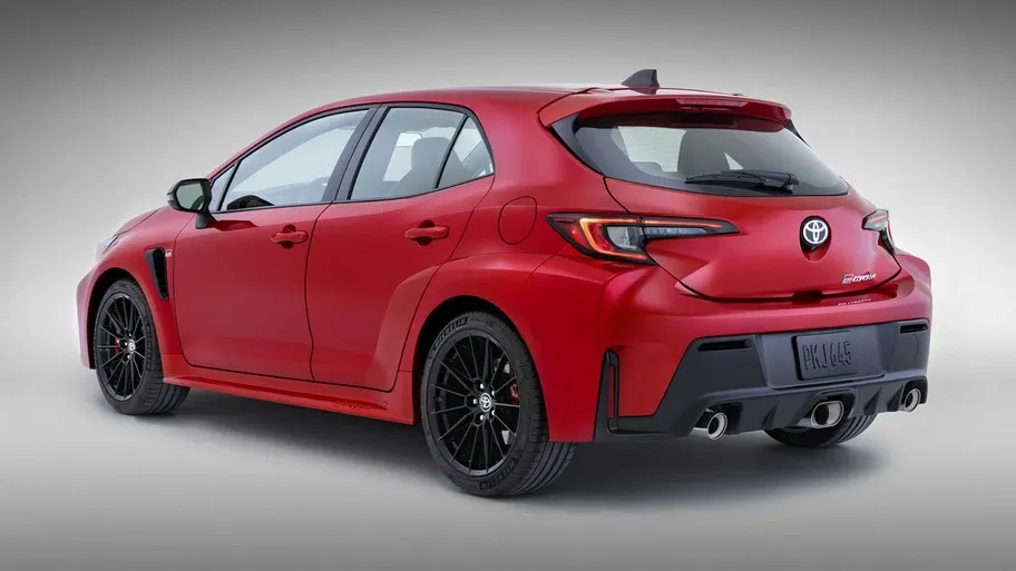 ¡El Toyota GR Corolla: Un Hot Hatch que Despierta Pasiones!