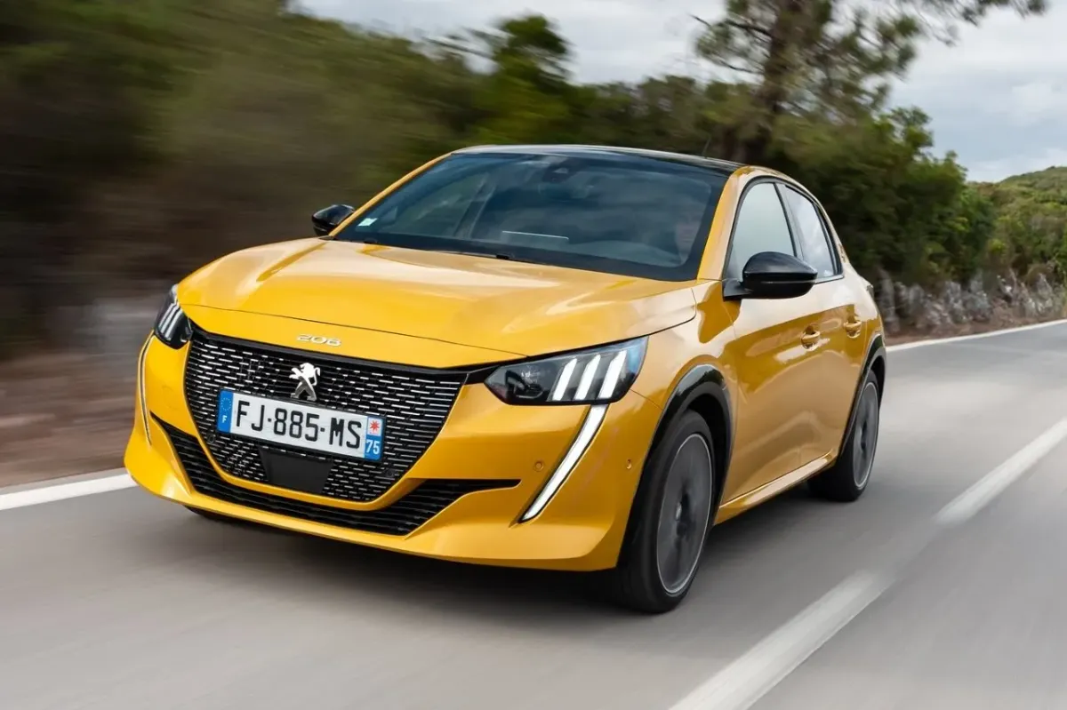 Peugeot 208 2022: Análisis a Fondo del Nuevo Hatchback Subcompacto 🚗💨