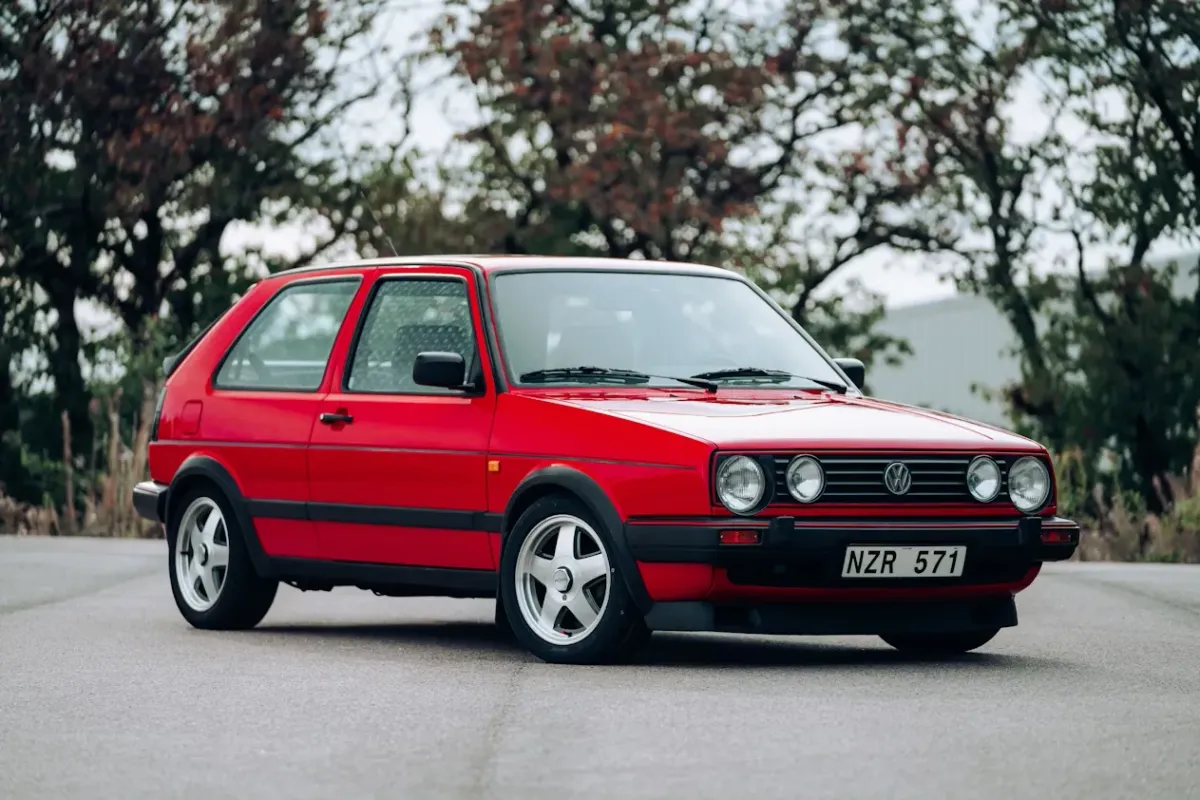 Volkswagen Golf GTI MK2 1988: Análisis a Fondo de un Clásico 🚗💨