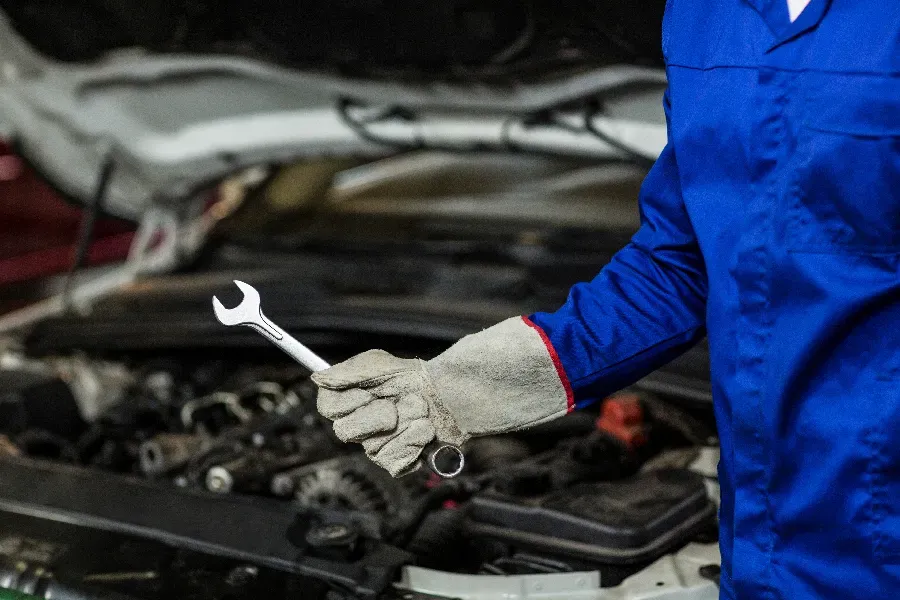 🔥 Sistema de Enfriamiento: Manteniendo tu Motor a la Temperatura Ideal 🚗💨