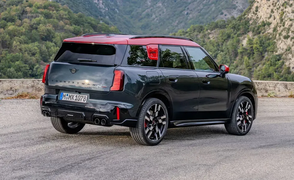 Análisis del Mini Countryman JCW 2025: ¿El SUV Pequeño Perfecto?