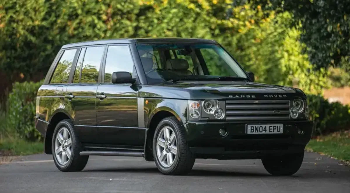 Range Rover vs Range Rover 2004: Comparativa de Lujo y Tecnología 🚗💨