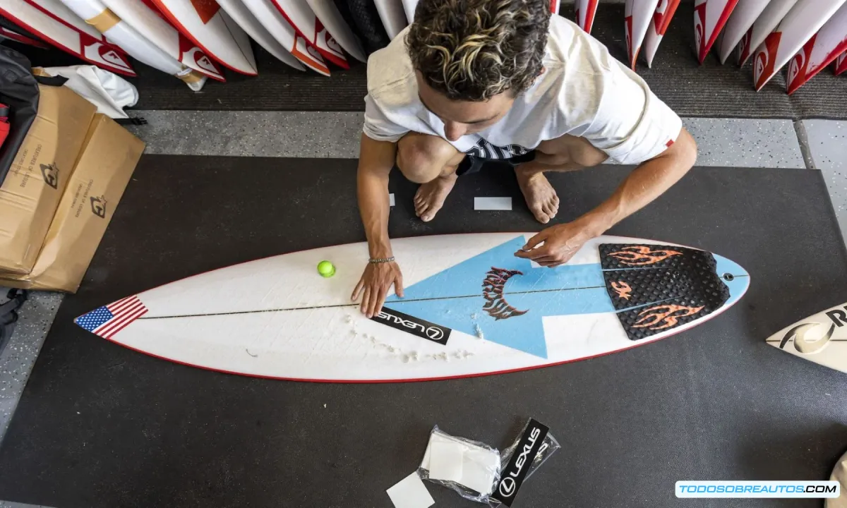 Lexus y el Surf: Griffin Colapinto, nuevo embajador y el Lexus LX Surf Concept en las Finales WSL