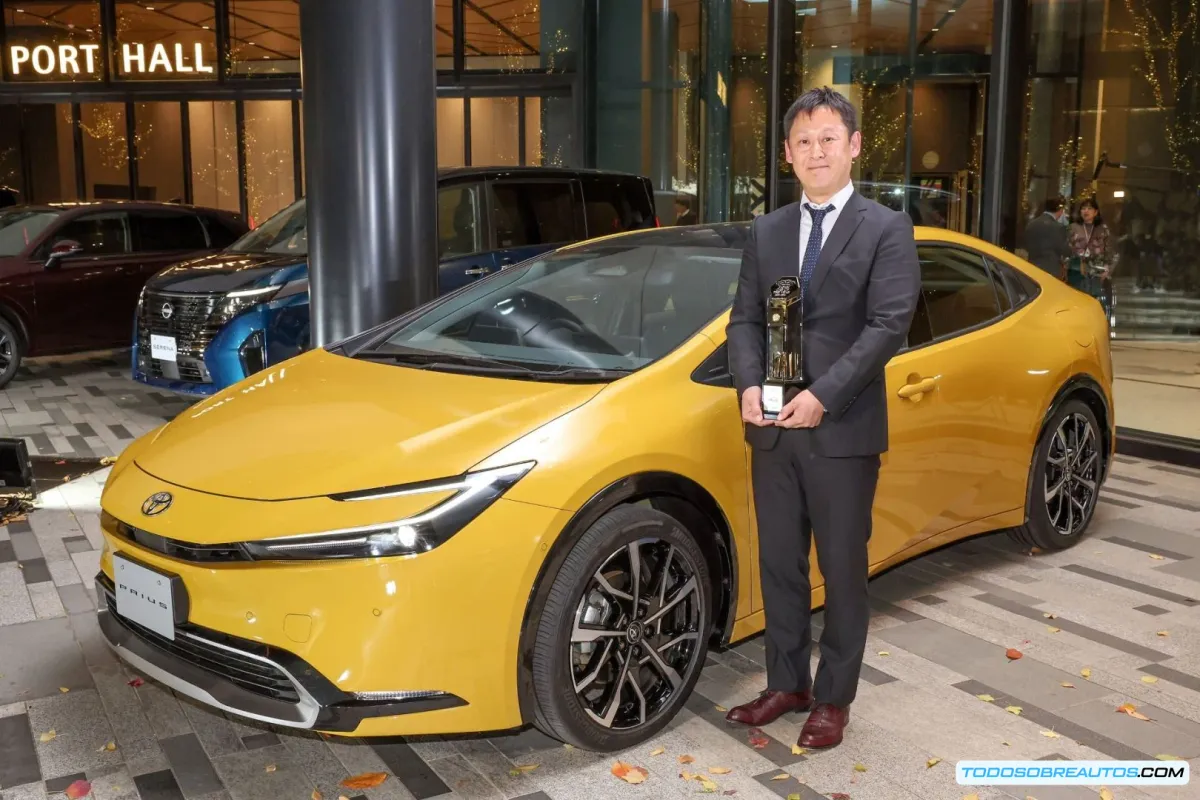 Toyota Prius: ¡Gana el prestigioso premio al Coche del Año en Japón! Análisis y detalles