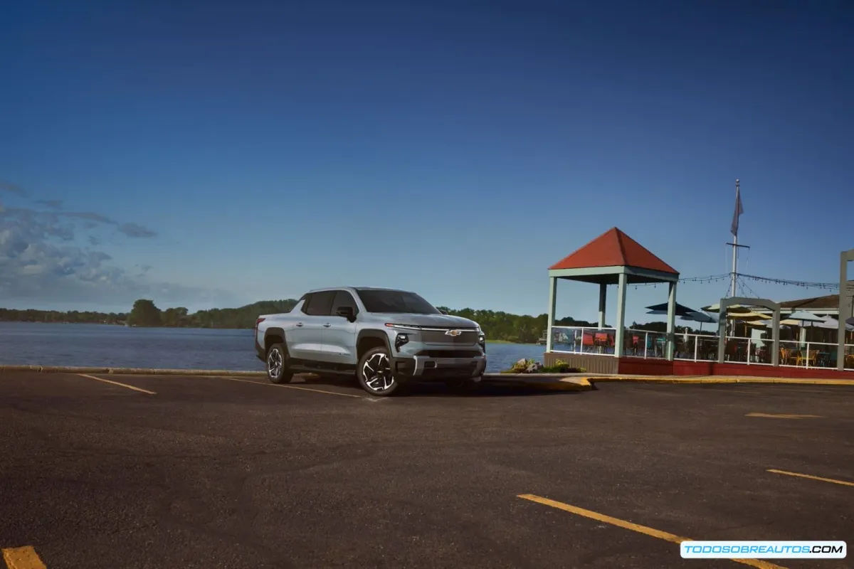 Chevrolet Silverado EV 2025: 492 Millas de Autonomía, Nuevos Equipamientos y Precios desde $57,095