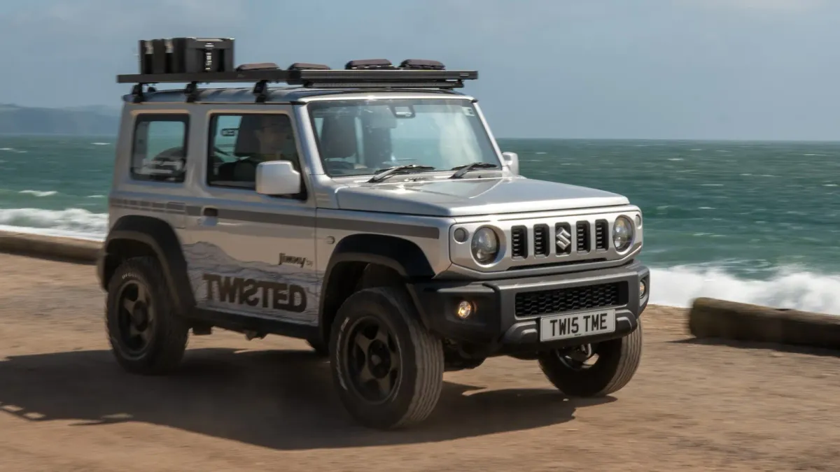 Suzuki Jimny Twisted: Análisis a Fondo de un Mini G-Wagon 💨