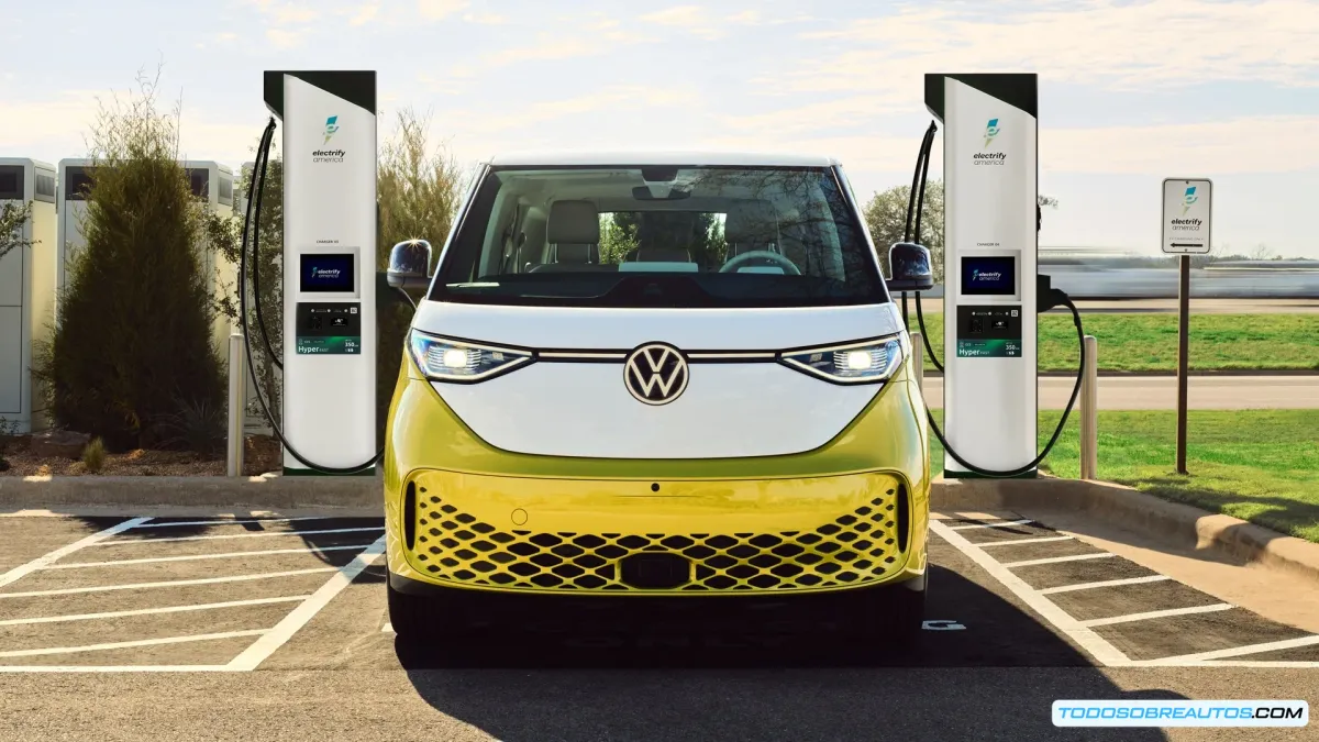 Volkswagen ID. Buzz 2025: Experiencia de Carga Mejorada con Electrify America - ¡3 Años de Carga Incluidos!