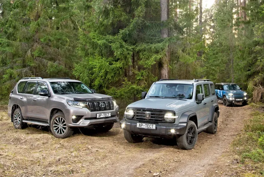 TANK 300 vs Land Rover Defender: Batalla Épica Off-Road ⚔️