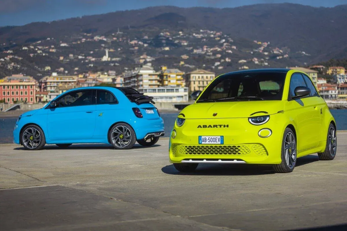 Chery eQ1 vs Fiat 500e: Comparativa de City Cars Eléctricos ⚡️