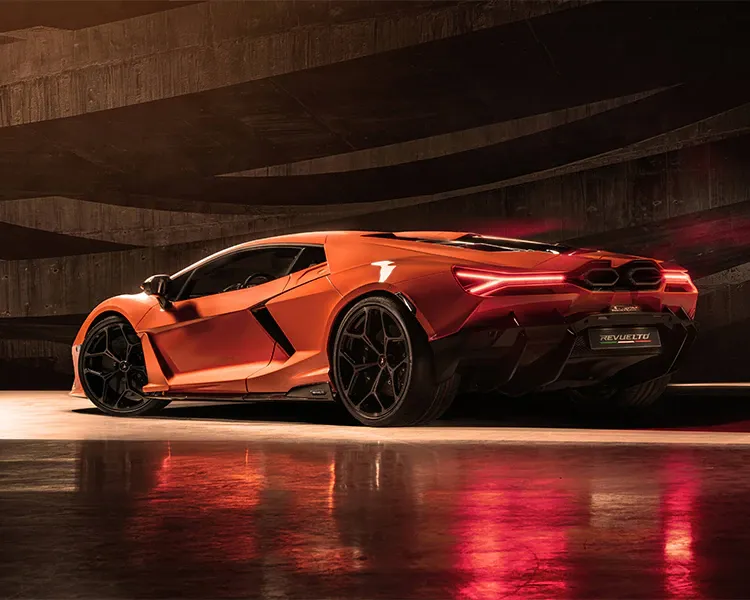 Lamborghini Revuelto: ¿Revolución o Evolución?