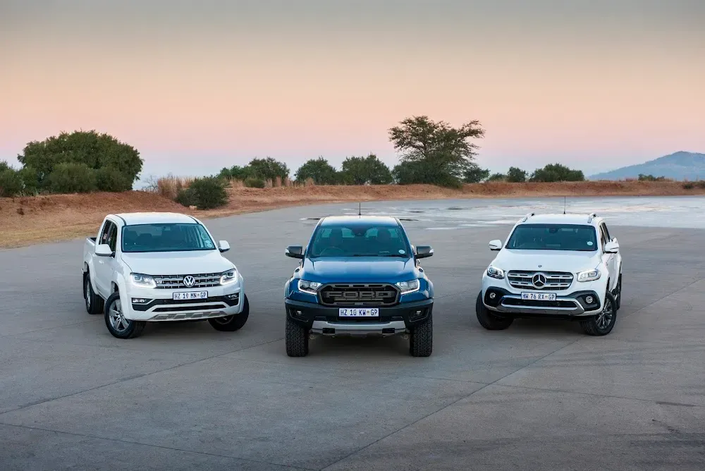 Ford Ranger Raptor vs. Mercedes X-Class vs. VW Amarok: ¡La Batalla de las Pickups! 💨🏆