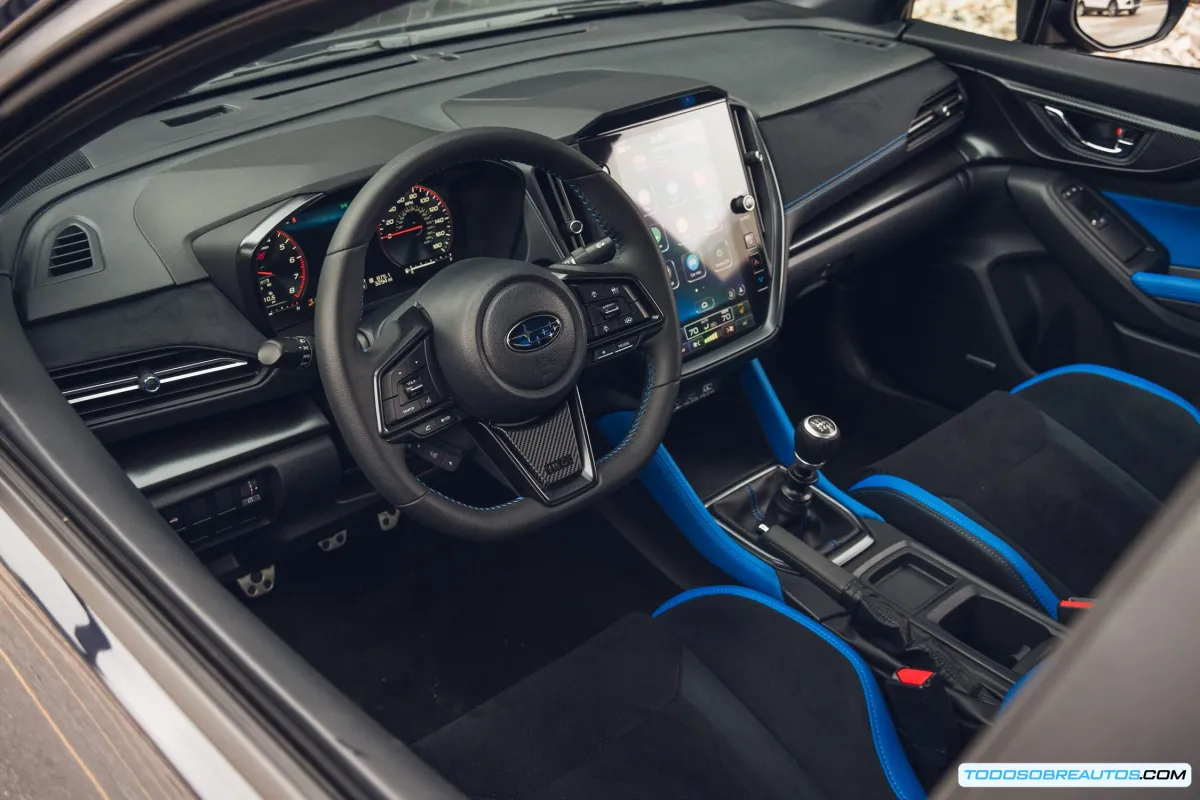 Subaru WRX tS 2025: Fotos exclusivas del interior y detalles de diseño