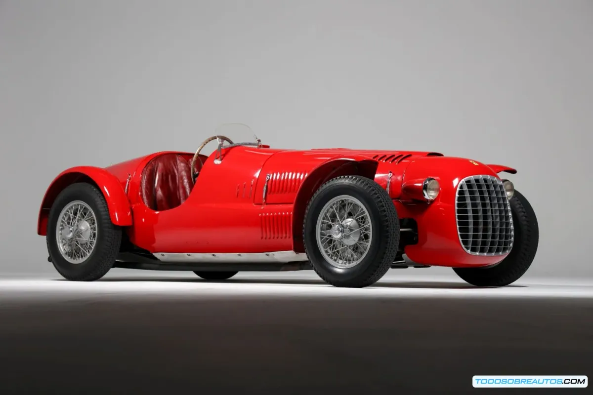 Ferrari 166 Spyder Corsa 1948: Historia, Especificaciones y Subasta en Villa d'Este