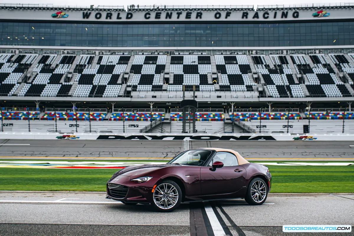 Mazda MX-5 Miata 35 Aniversario 2025: Edición Especial para Estados Unidos - Especificaciones y Precio