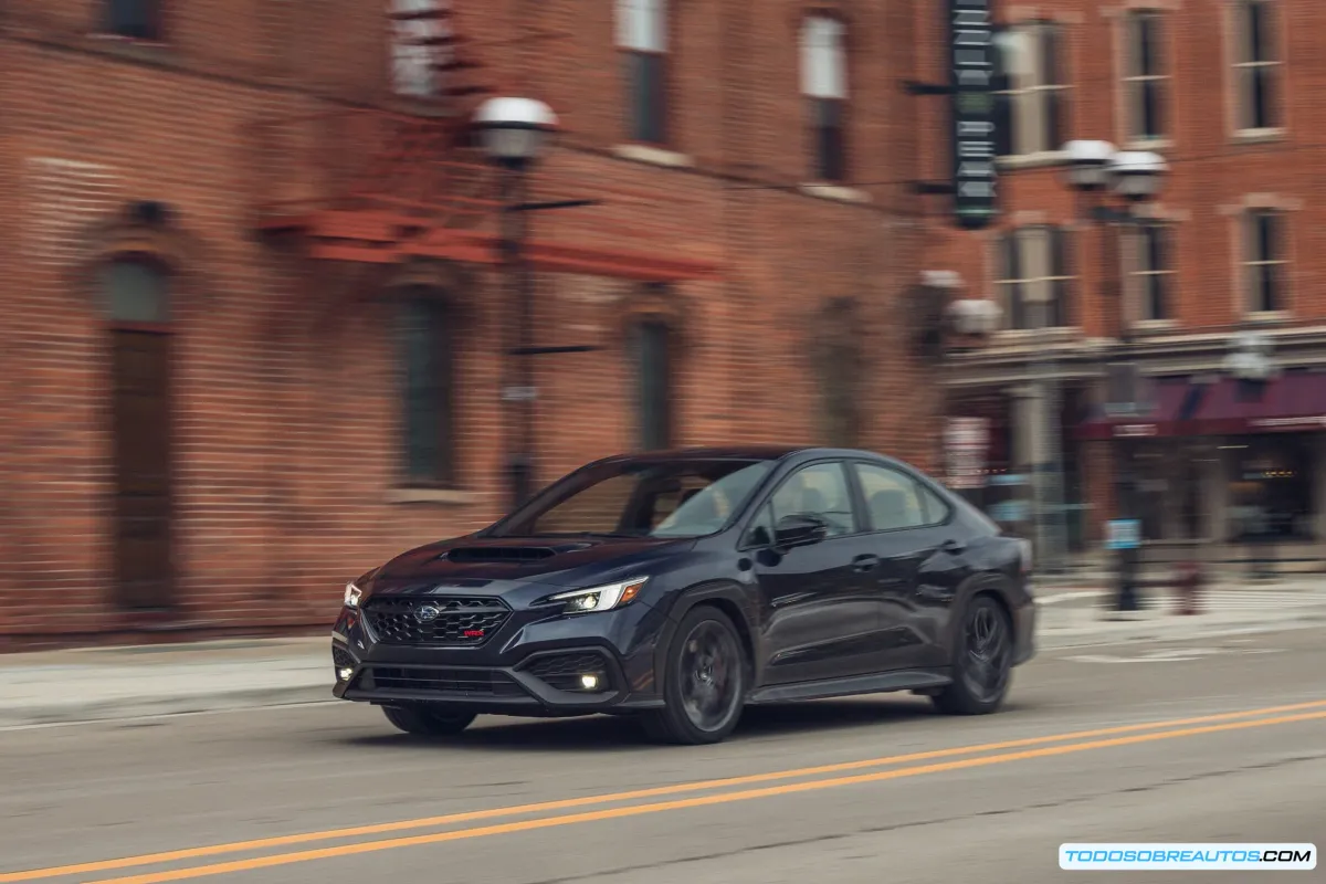 Subaru WRX tS 2025: Fotos Exteriores, Análisis y Primeras Impresiones