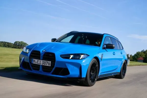 Récord de Ventas BMW M GmbH 2024:  Electrificación, Modelos Destacados y Dominio en el Mercado