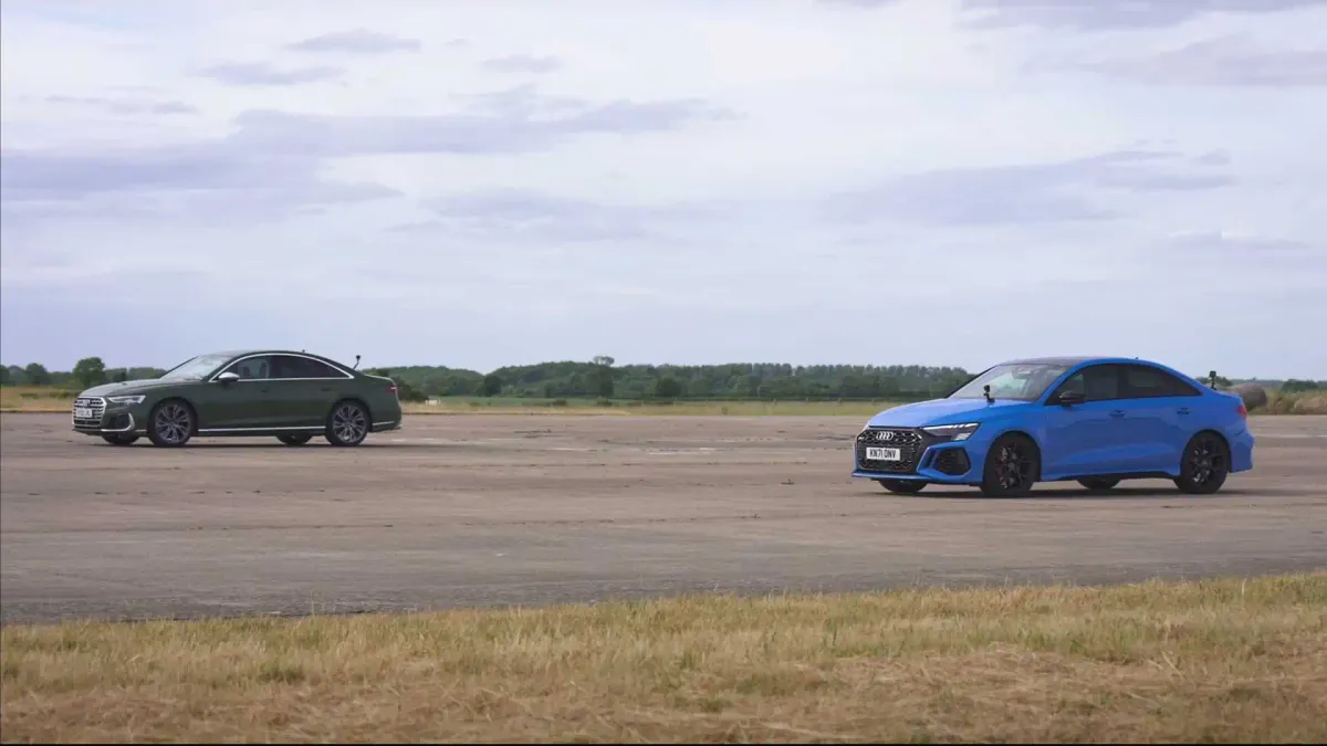 Audi RS3 vs Audi S8: ¡La Batalla de los Sedanes de Alto Rendimiento! 🏆🔥