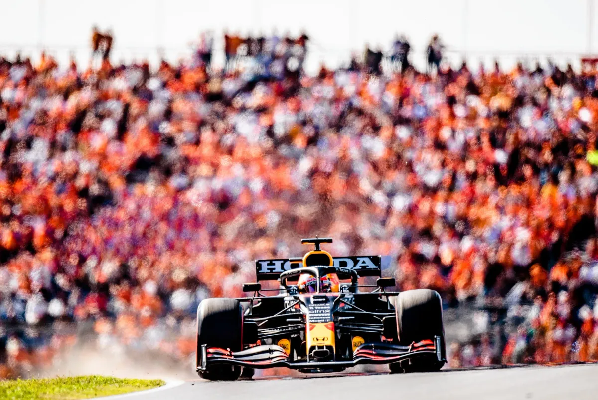 Norris arrebata la pole a Verstappen en Zandvoort: Gran Premio de Países Bajos 2024