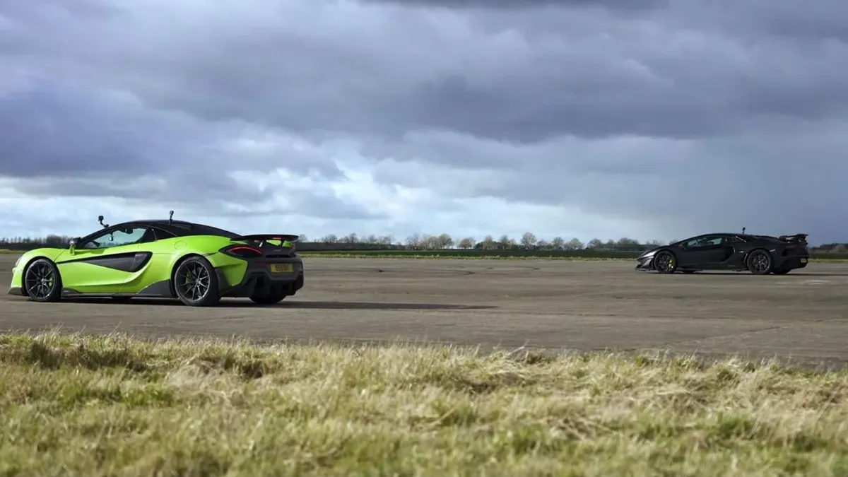 McLaren 600LT Spider vs Lamborghini Aventador SVJ: ¡La Batalla Épica! 🏎️🔥