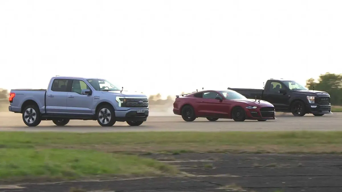 Ford F-150 Lightning vs. Mustang GT vs. Shelby Super Snake: ¡La Batalla de los Gigantes! ⚡️