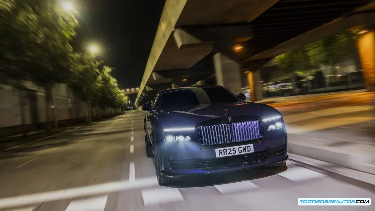 Rolls-Royce Black Badge Spectre: Análisis a fondo del lujoso eléctrico deportivo