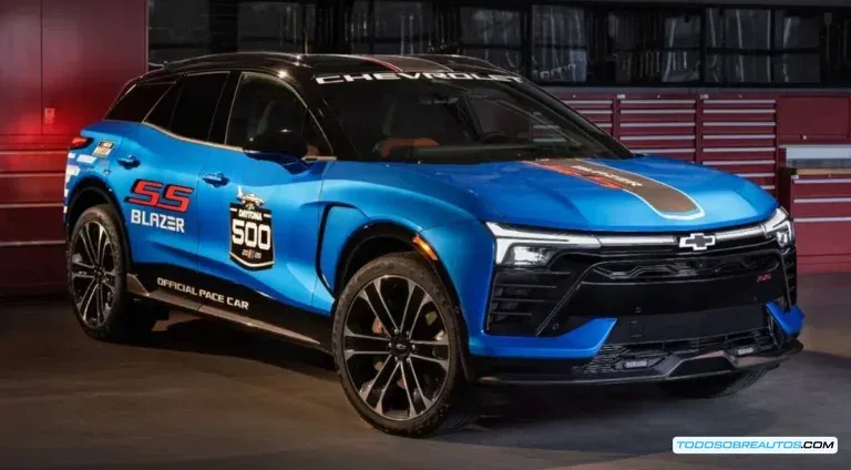 Chevrolet Blazer EV SS: El Primer Coche Eléctrico en Liderar la Daytona 500 - Noticias Automotrices 2025